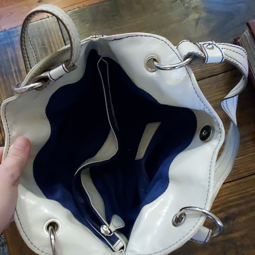 Purse - Picture 2 of 2